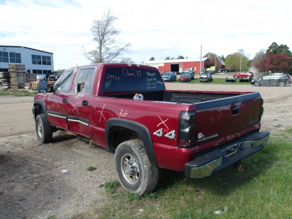 Used Rear Right Door fits: 2004 Chevrolet Silverado 2500 pickup classic style cr - Image 4 of 4