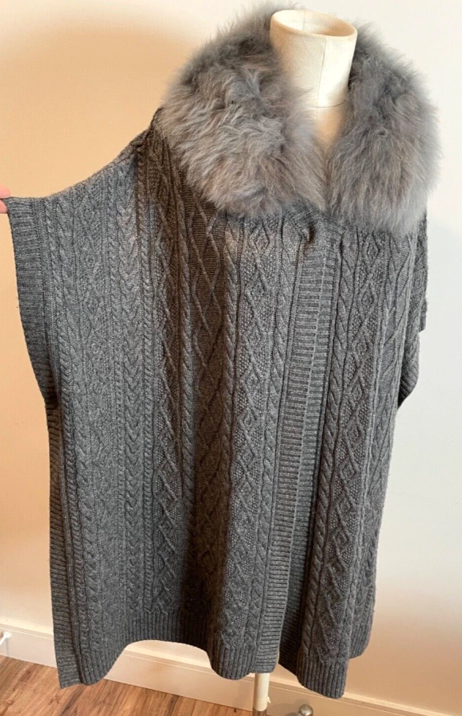 Sofia cashmere grey cable knit genuine shearling fur collar cape poncho wrap o/s