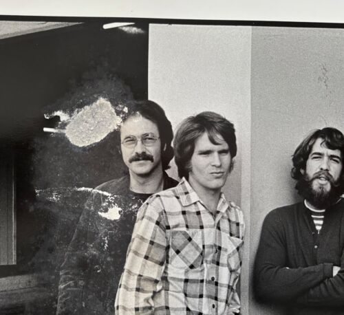 FOTOGRAFIA JIM MARSHALL - CREEDENCE - FIRMATA - 16" X 20" - 1968 / 1995. - Foto 2 di 4