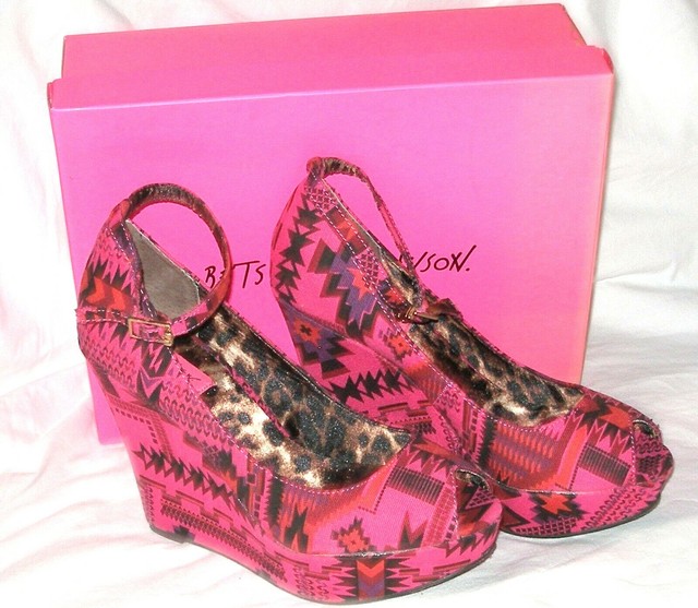 betsey johnson wedge heels