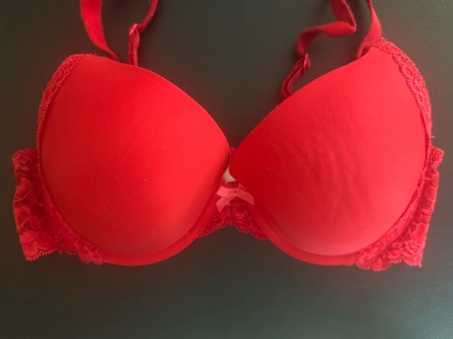 Victoria Secret Dream Angles Perfect Coverage Red 36C - Picture 1 of 14