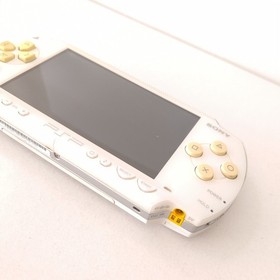PSP-1000 Sony Ceramic White PlayStation Portable Handheld