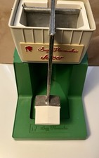 Vintage 1960 s Suzy Homemaker Juicer Missing Strainer