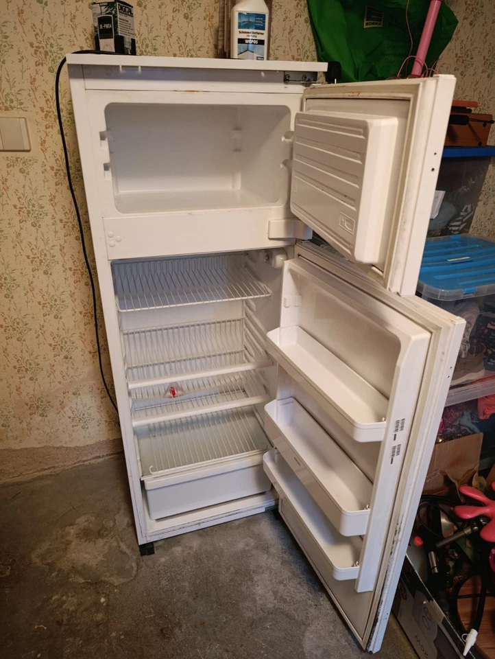 Kühl - Gefrierkombischrank - Bild 2 von 2