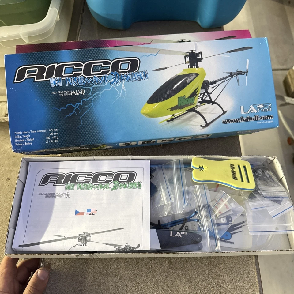 Vintage Rare RC Helicopter  LAheli MAXIR Blue Micro Heli Kit New In Box - Image 2 of 4