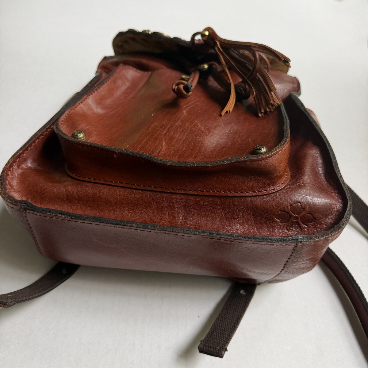 Patricia Nash Chestnut Leather Backpack with Decorative Coin Stud Trim Patricia Nash Heritage Leather Alencon Backpack-Tan*New | eBay main image 2
