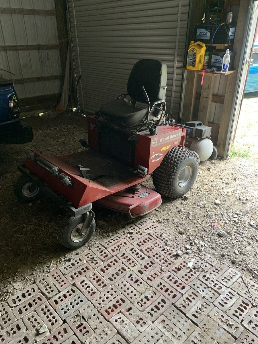 Wheel Horse 718-Z Zero Turn Riding Mower