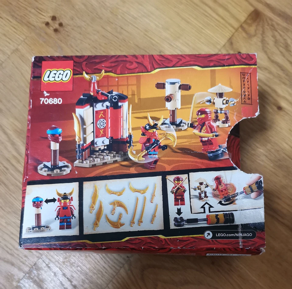 LEGO Ninjago 70680 Monastery Training, Foto 1 von 2
