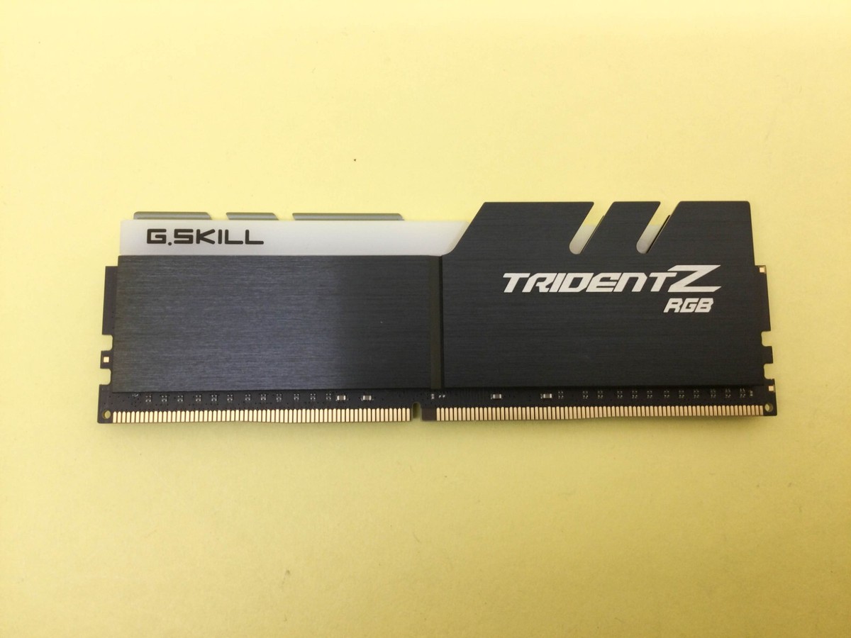 G.SKILL Trident Z RGB 64GB (2x32GB) DDR4 3200Mhz RAM F4