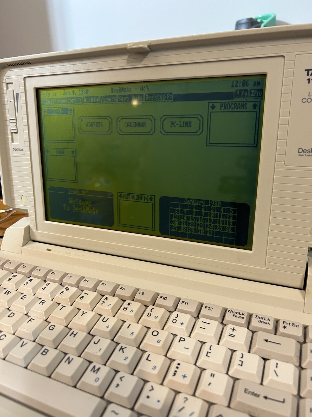 Tandy 1100FD LAPTOP COMPUTER Rare Oldschool Portable Computer eBay