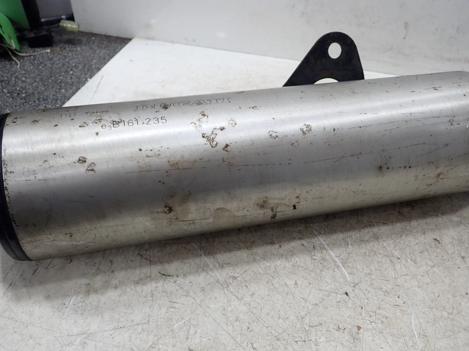 Silenciador de escape derecho Ducati 750SS 1990-1998 ZDM-A10 Foto 4 de 4