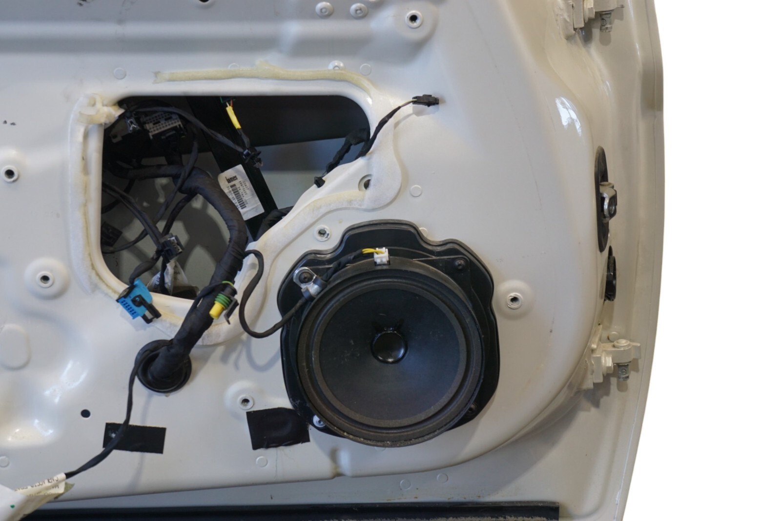 2009 - 2014 FERRARI CALIFORNIA F149 LEFT DRIVER SIDE DOOR SHELL SKIN OEM WHITE