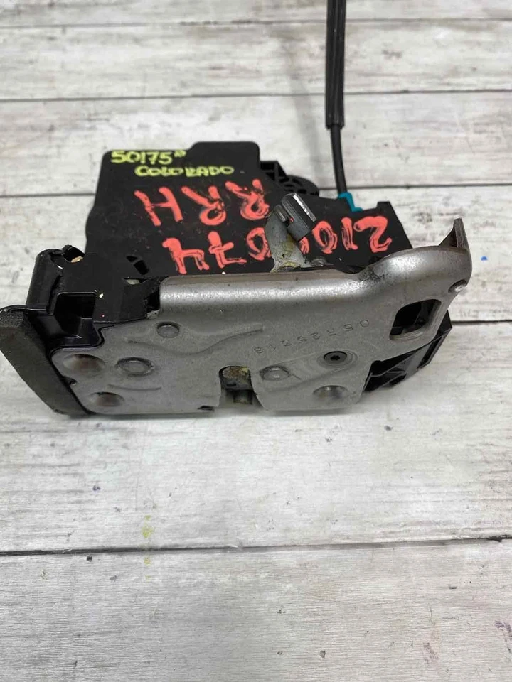 16 20 CHEVY COLORADO ДВЕРНАЯ ЗАЩЕЛКА ЗАДНЯЯ ПАССАЖИРСКАЯ СТОРОНА 13598379 OEM ПОД ПРАВУЮ РУКУ - Изображение 4 из 4