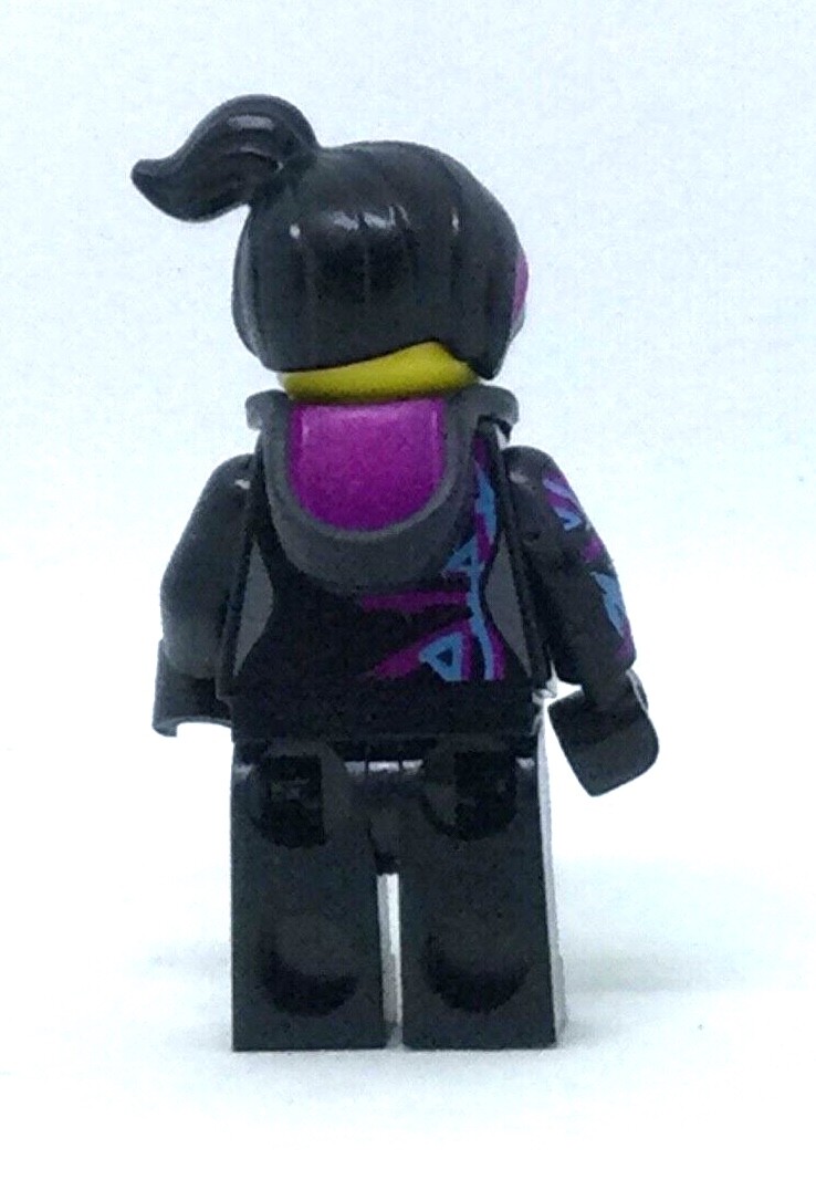 LEGO Wyldstyle Lucy Minifigure 71200 tlm099 Alternate Face Arm
