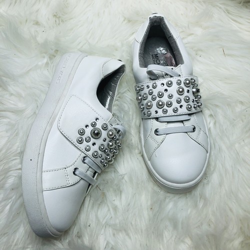 Michael Kors Girls Ivy Chic White Pearl Studs Sneakers Sz 13 Youth - Picture 3 of 5