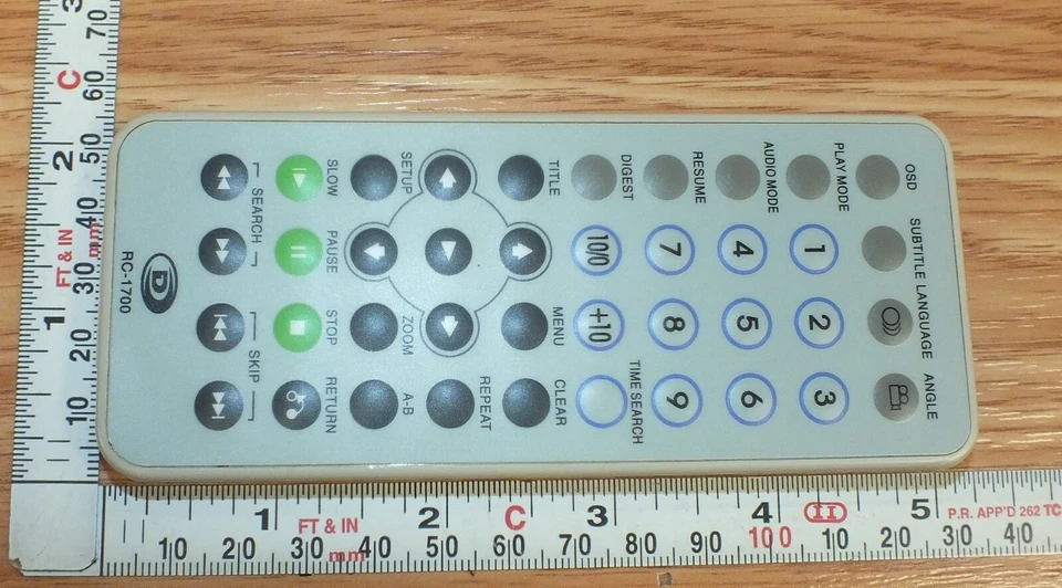 Durabrand (DUR-1500) 5 英寸 TFT 显示器便携式 DVD 播放器 带遥控器套装 — 第 3/4 张图片