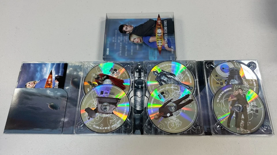 BBC Doctor Who DVD Lot - 7 Discs, Season 2 and 3 plus "The Snowmen" - Image 4 of 4