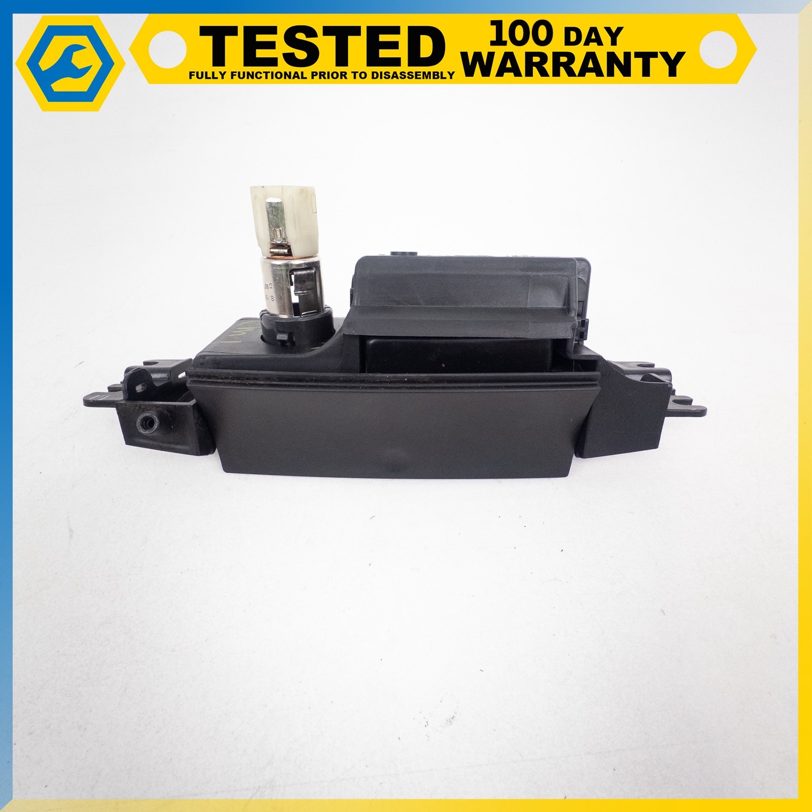05-13 CHEVROLET CORVETTE C6 FRONT DASHBOARD CONSOLE ASHTRAY HOUSING SWITCH OEM