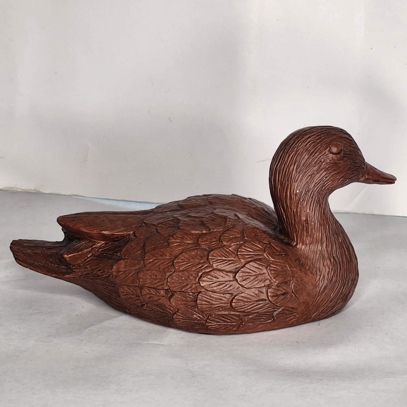 Red Mill Mfg Handcrafted VA USA - Duck - Pecan Shells and Resin 7 inches Vintage