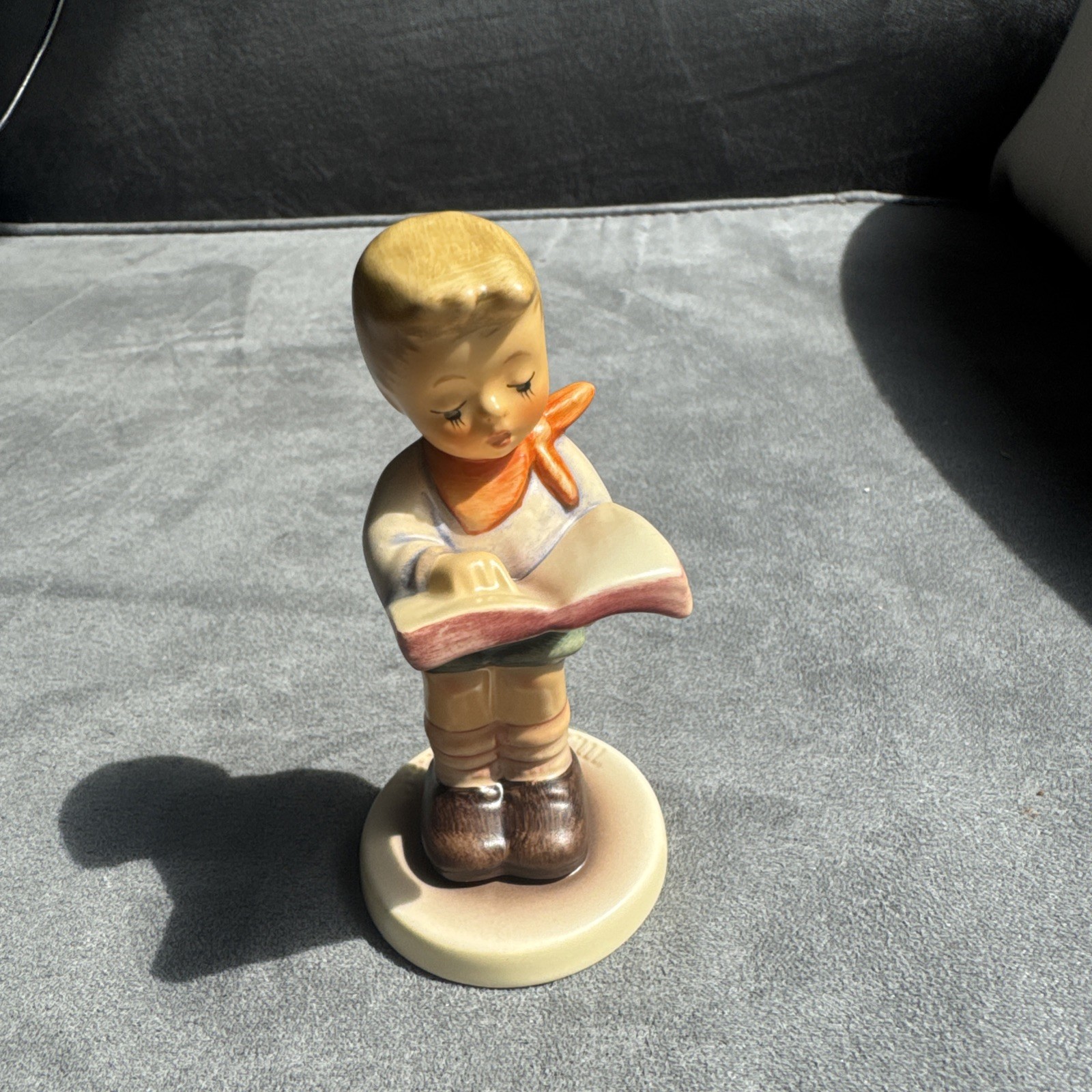 Goebel Hummel Figurine #2087/B 