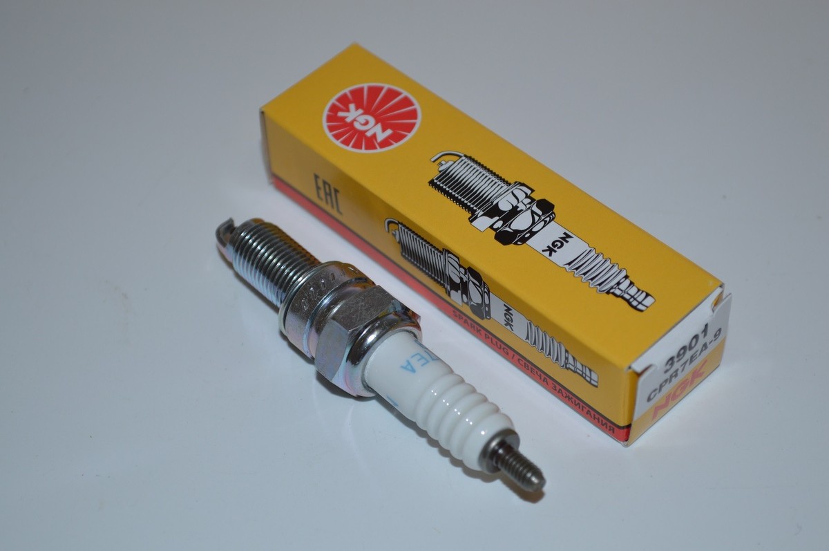 Kawasaki Vulcan 900 | NGK Standard Spark Plug | CPR7EA-9 | 3901 | eBay