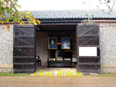 Photo 6x4 Open barn doors Sheringham ... allowing a glimpse inside: the b c2007