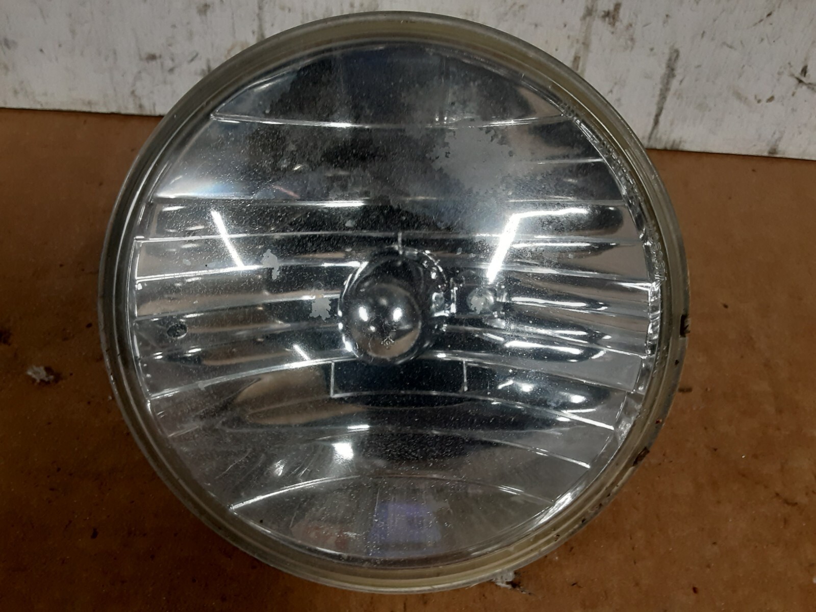 Front Driver OR PASSAGER Headlight Lamp Assembly OEM 15269178 Hummer H2