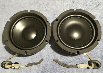 Volvo OEM Dynaudio High Performance Premium 8'' Door Woofers fits C70 30679331 A