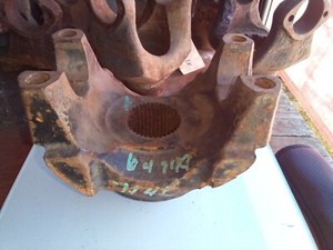 Used 1710 Series OEM Dana Spicer 38 Spline Drive Shaft Yoke 6-4-7141-1