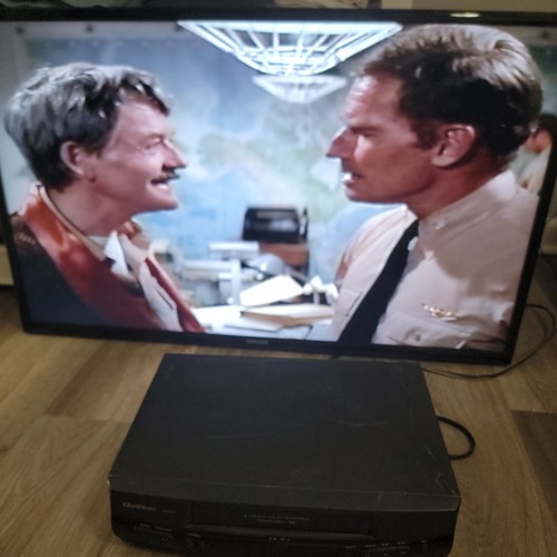 VCR Quasar VHQ950 4 Head Omnivision VCR Hi-Fi Stereo Tested works great - Picture 2 of 3