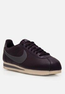 nike classic uomo