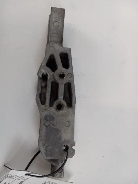 Infiniti Ex35 2010 soporte diferencial delantero Foto 3 de 4