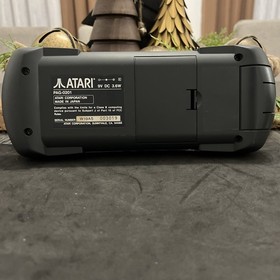 ATARI LYNX VINTAGE MODEL 1 HANDHELD CONSOLE WITH CASE!!