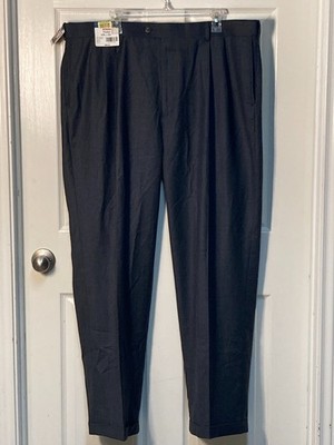 Roundtree & Yorke dress pants Easy Care Pleated Charcoal sze 42 x 32 Men's