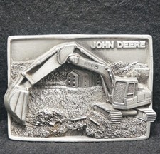 XE09137 NOS VINTAGE 1987  JOHN DEERE  HEAVY MACHINERY TRACTORS BELT BUCKLE