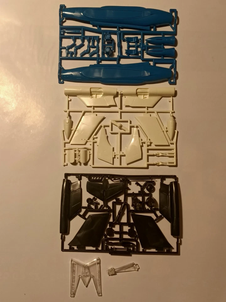 Matchbox Buccaneer S2B PK 106  scale 1:72 NO DECALS , NO CUPOLINO CABINA - Immagine 2 di 4