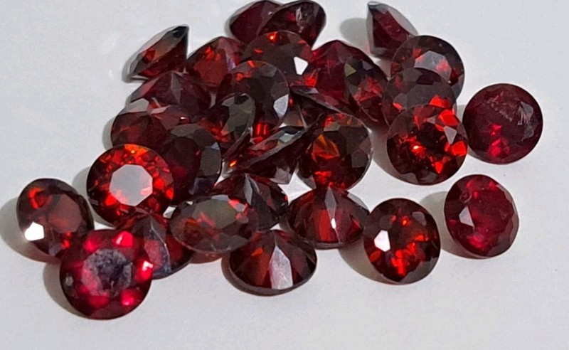 7 mm Round Red Garnet CZ Cubic Zirconia 25 Pieces