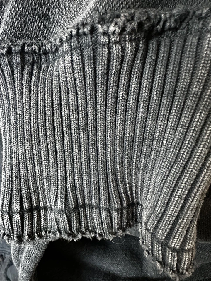 Sudadera con capucha cuadrada recortada Free People Movement negra descolorida para mujer talla L Foto 4 de 4