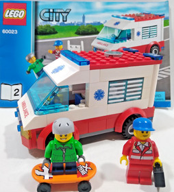 🔥LEGO 60023 CITY STARTER SET 100% Complete w/ Instructions & Minifigures NICE