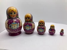 Wooden 5-Piece Russian Nesting Doll Set Teapot Pattern