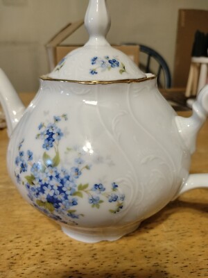 Bernadotte Forget Me Not Czech Fine Bone China Teapot 7'' Tall - All New In Box