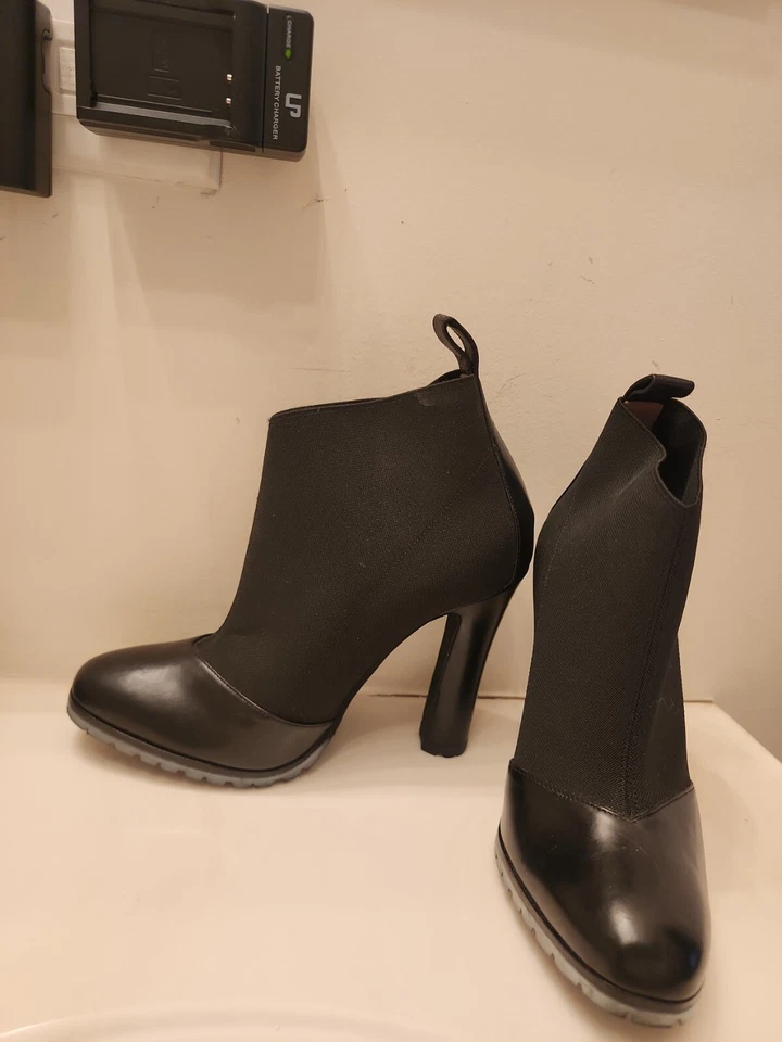 Botines Empirio Armani Nuevos sin caja Foto 2 de 4