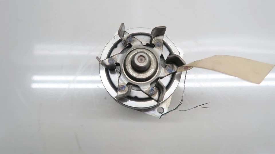 Bomba de agua del motor Nissan Quest 2011-2017 OEM 3,5 L Foto 4 de 4