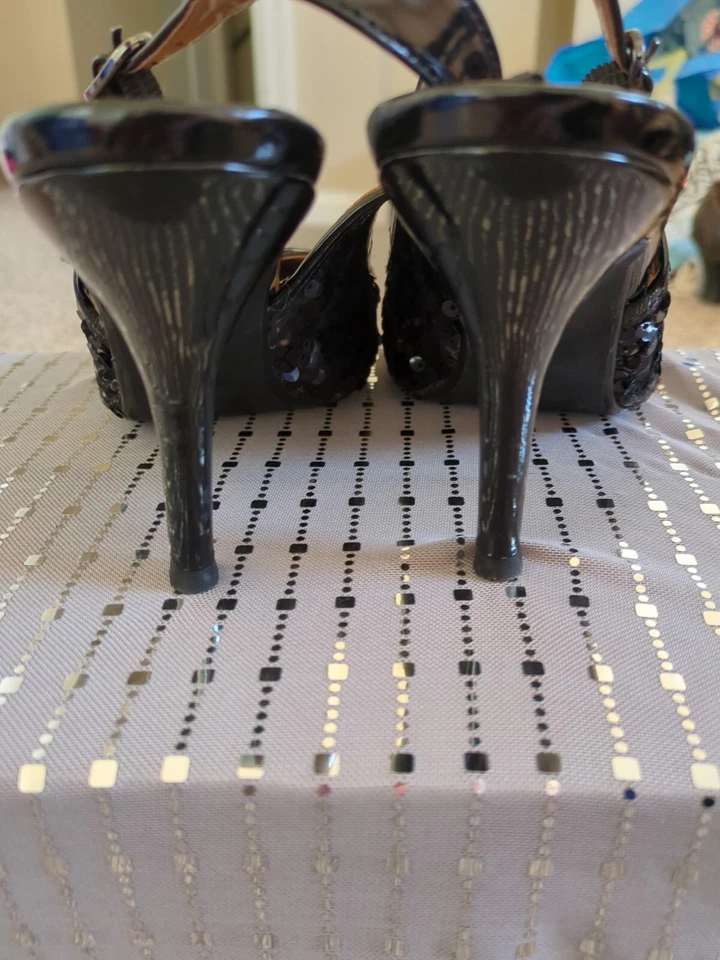 J. Renee Chinaetta Black Sequin Slingback Pumps Sz 7 N - Image 2 of 4