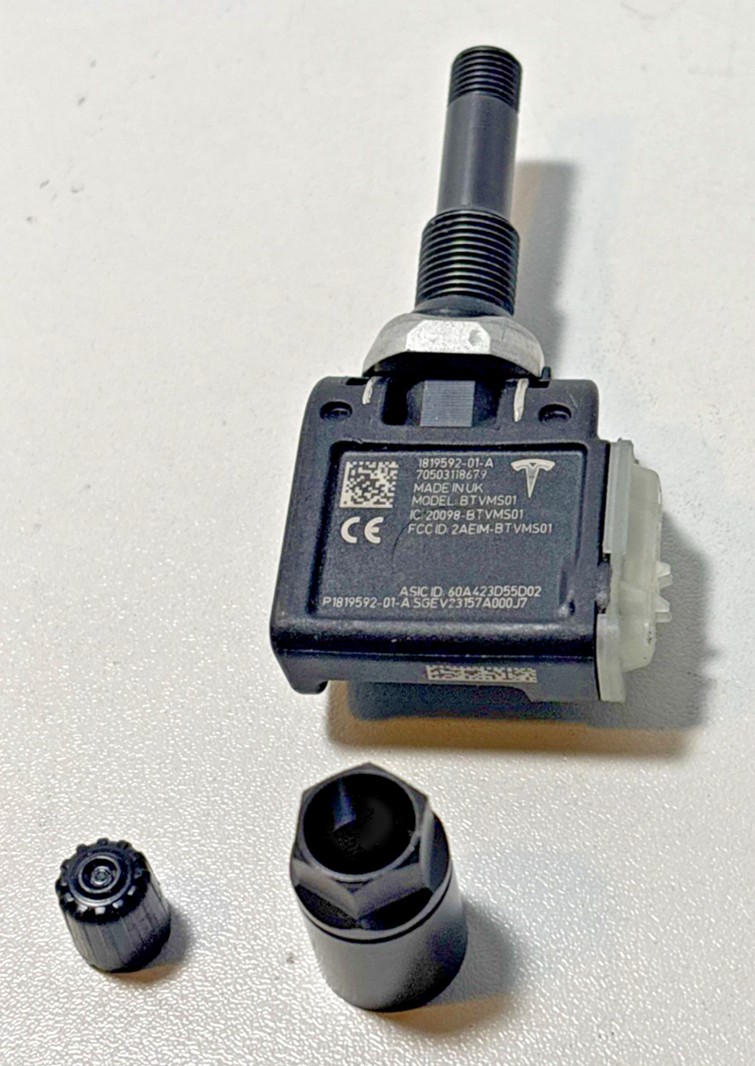 NEW 2024 GENUINE Tesla Model 3 Tire Pressure Sensor TPMS 1819592