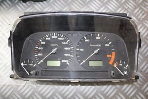 Instrumente Tacho Kombiinstrument 8656696280 6105nn VW Polo Classic 64 SDI 6