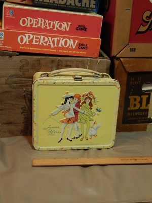 Retro USA School Girl ~ Junior Miss ~ Canary Yellow METAL LUNCHBOX ~ Vtg Ltd ~ 