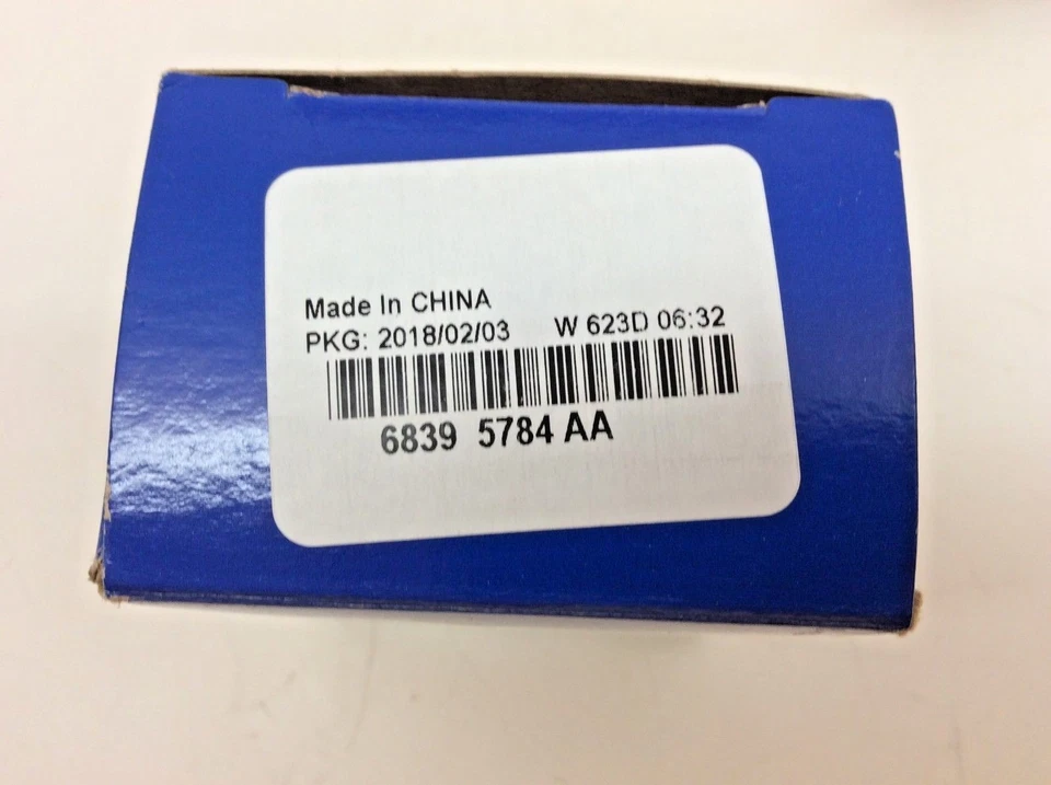 Lámpara de cortesía interior Jeep Wrangler Commander Grand Cherokee nueva OEM Foto 4 de 4