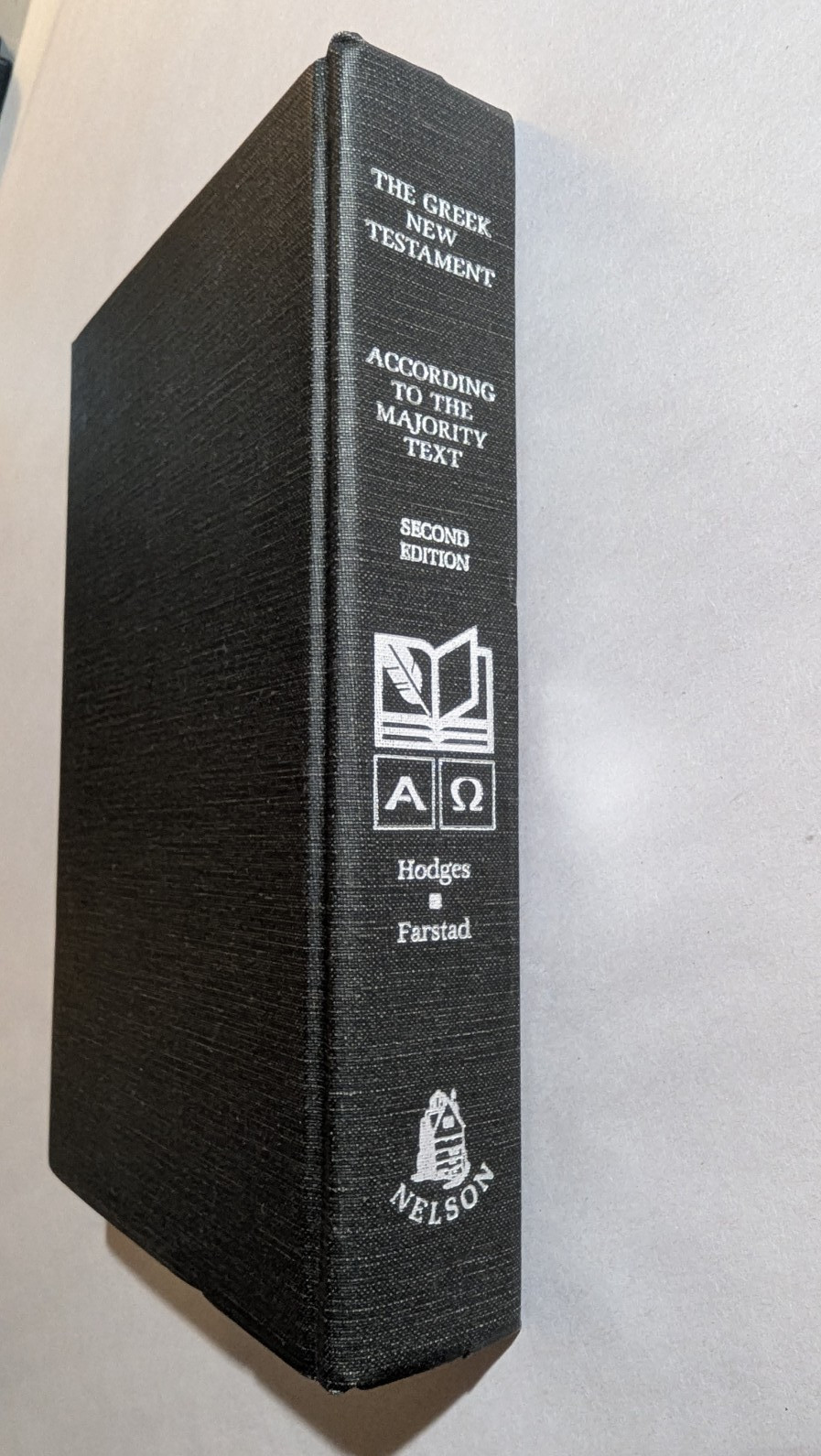 The Greek New Testament According to Majority Text (English and Greek Edition)