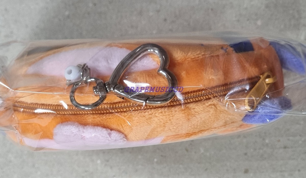 TZUYU TWICE THE 1ST MINI ALBUM abouTZU OFFICIAL GOODS FISH POUCH